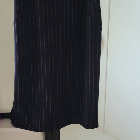 Pretty - Picture 3 of 3